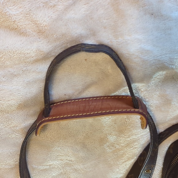 Auth Louis Vuitton Crosbody #TH08R0 - Picture 13 of 15